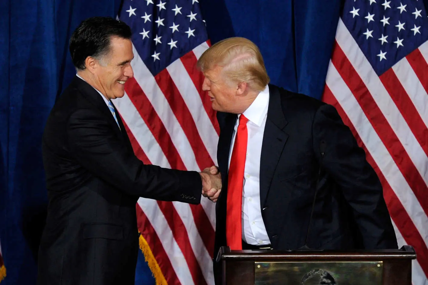 7 Poderosos Trucos para Leer el Lenguaje Corporal como todo un Profesional: Brazos Cruzados